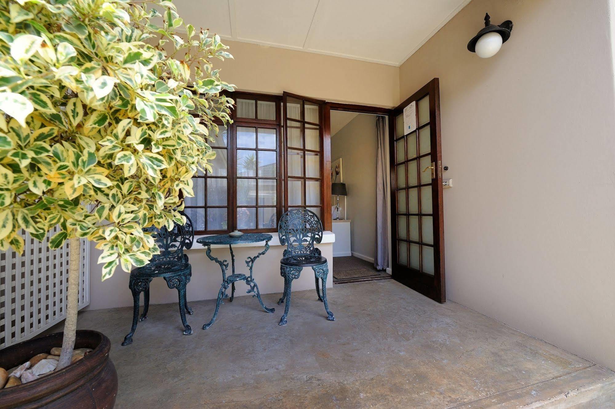 Beachwalk Bed And Breakfast - #Solar Energy #No Loadshedding Port Elizabeth Esterno foto